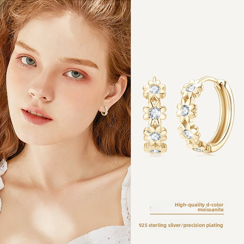 Cute Daisy Flower Moissanite Earrings for Women, Rose Gold & Silver Tone, Sweet Cool Minimalist Fresh Style, Light Luxury Elegant Dainty Jewelry for Daily Wear & Gifting