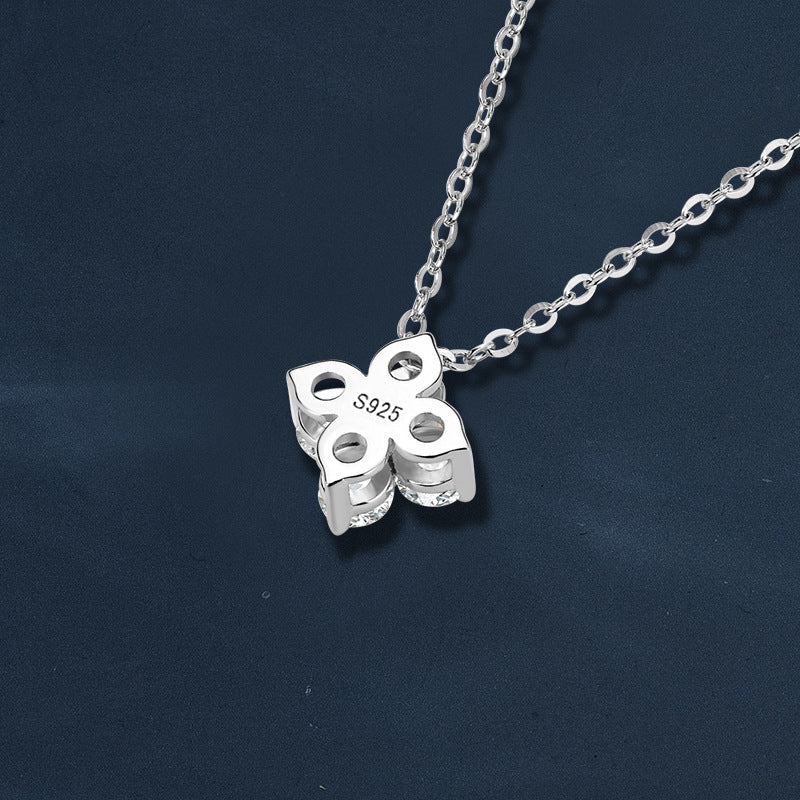 S925 Sterling Silver Lucky Four-Leaf Clover Moissanite Necklace, Elegant Clavicle Chain Design, Luxury High-End Sparkling Fine Jewelry for Women