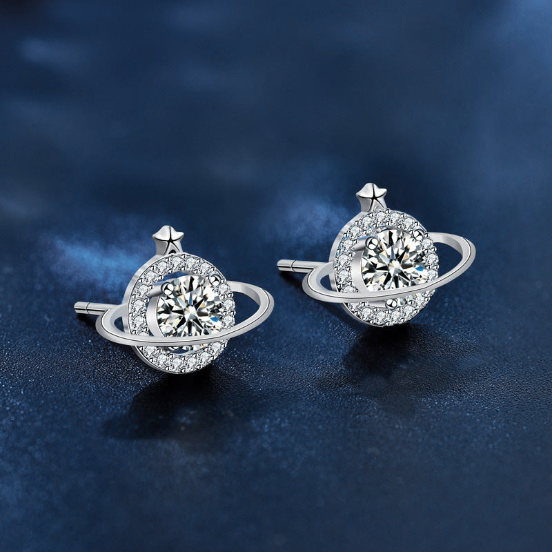 Chic planet design with sparkling moissanite, crafted in genuine S925 sterling silver. Lightweight, hypoallergenic, perfect for summer daily and vacation styling.
