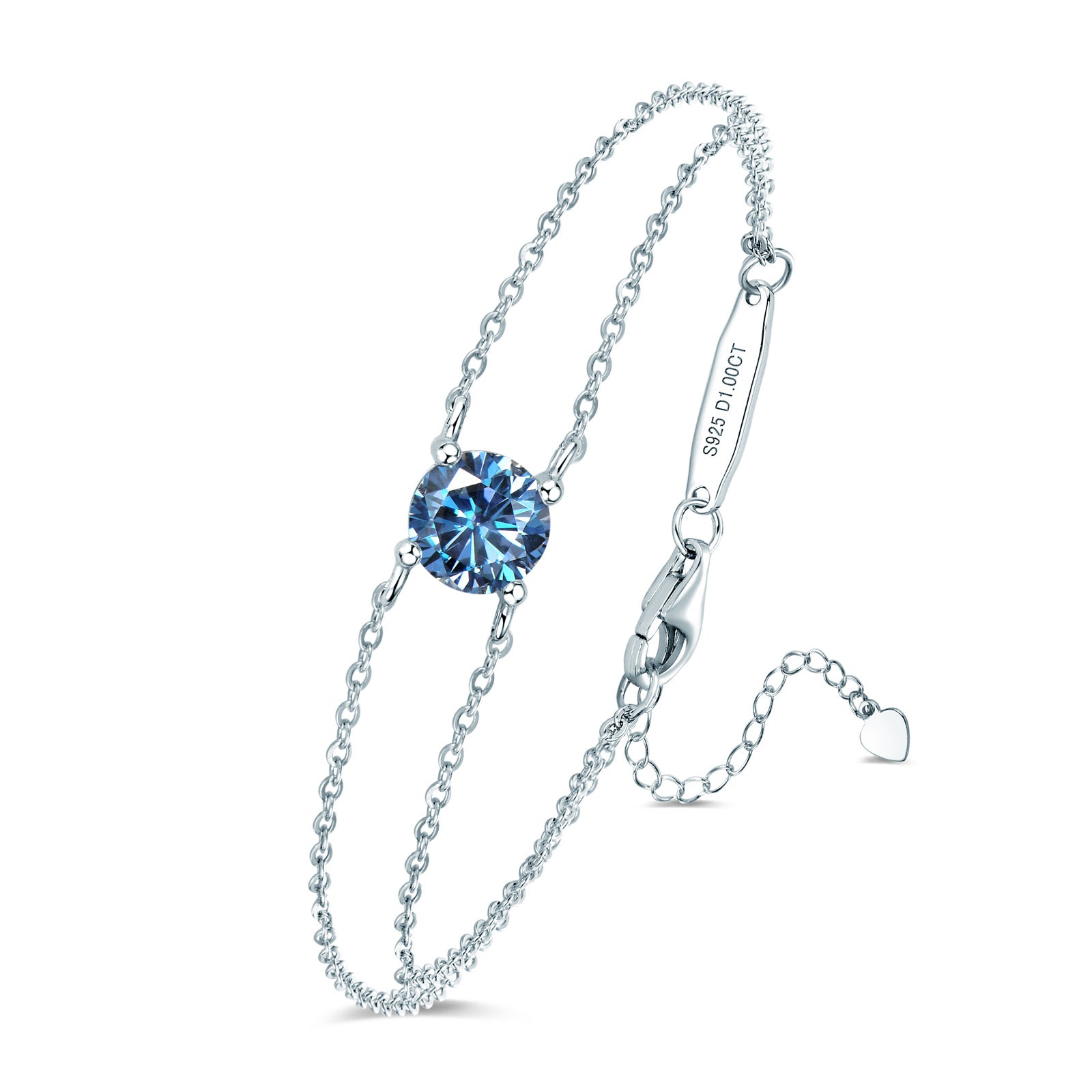 new four-claw moissanite bracelet is crafted from S925 sterling silver. Light luxury, versatile and stylish, it adds an elegant glow to any daily outfit.