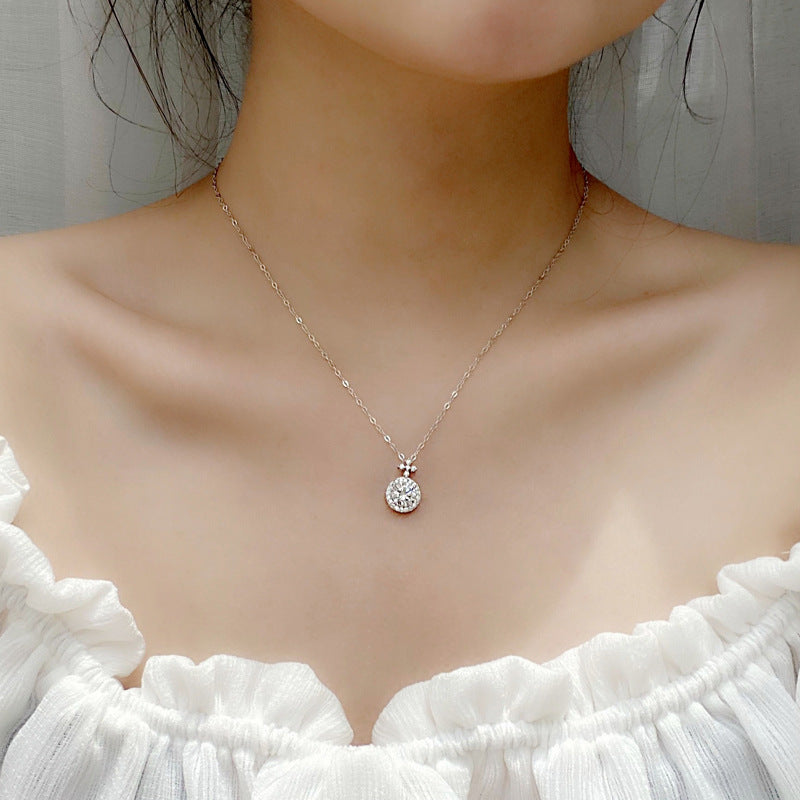 925 Sterling Silver Original Moissanite Four-Leaf Clover Necklace for Women, Premium High-End Elegant Clavicle Chain Fine Jewelry