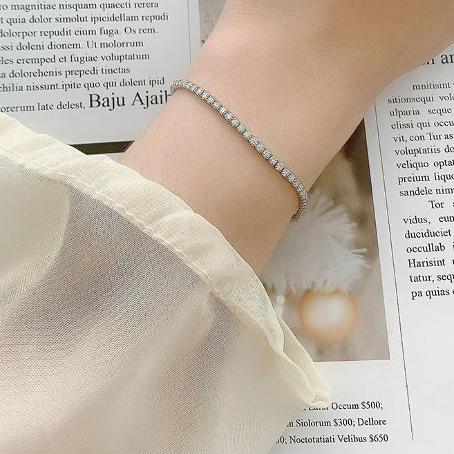 S925 Sterling Silver Moissanite Bracelet for Women, Luxury Light Luxury Design, Sparkling Elegant Fashion Jewelry, Perfect for Daily Wear and Gift Giving