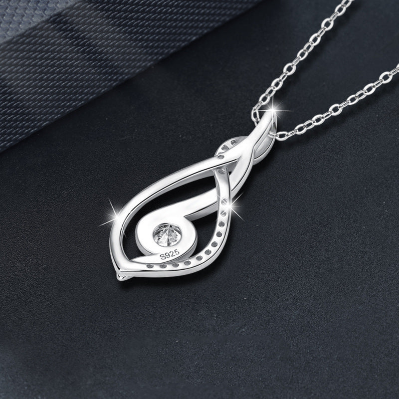S925 Sterling Silver Moissanite Necklace for Women, Niche Design High-End Elegant Clavicle Chain Pendant Fine Jewelry