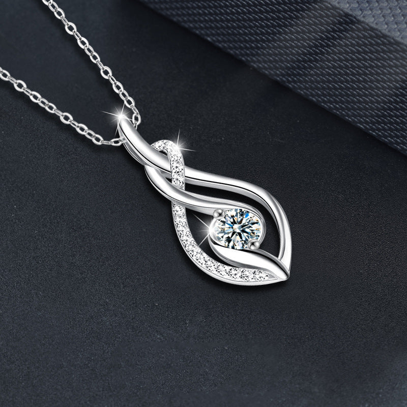 S925 Sterling Silver Moissanite Necklace for Women, Niche Design High-End Elegant Clavicle Chain Pendant Fine Jewelry