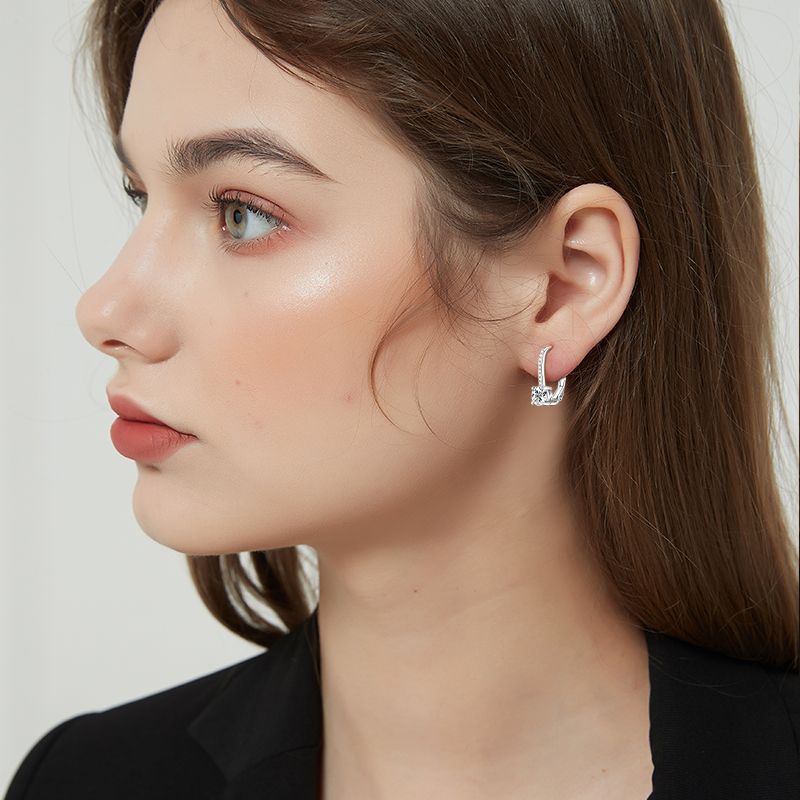 Sparkling Moissanite Stud Earrings for Women, S925 Sterling Silver, Luxury High-End Versatile Design, Long-Lasting Shine & Tarnish-Resistant, Perfect for Daily Wear & Gifting