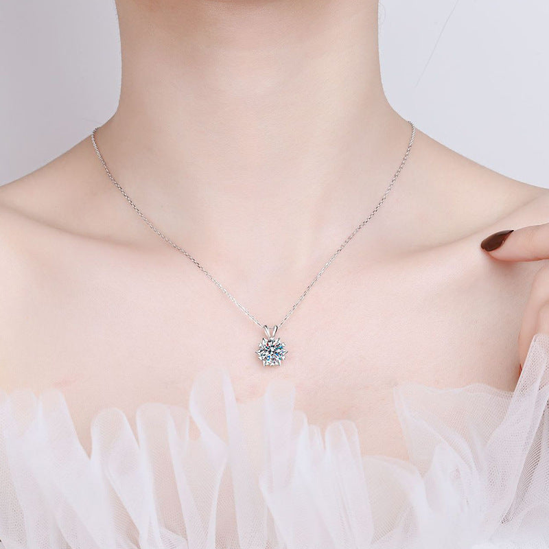 925 Sterling Silver Heart-shaped Hexagram Moissanite Necklace for Women, Light Luxury Niche Snowflake Pendant, Elegant Jewelry Gift for Girlfriend