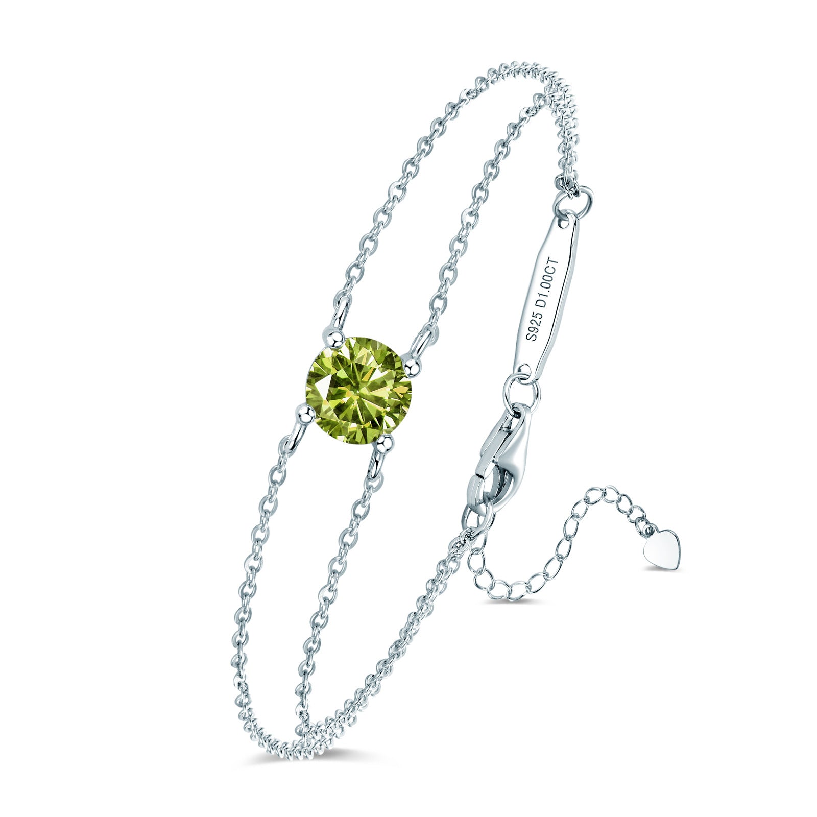 new four-claw moissanite bracelet is crafted from S925 sterling silver. Light luxury, versatile and stylish, it adds an elegant glow to any daily outfit.